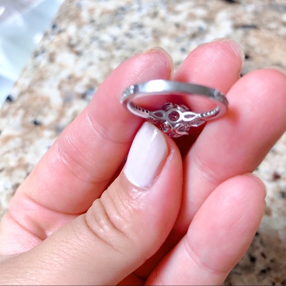 NEW Sterling Silver Diamond Engagement Ring (CZ) - Picture 8 of 11